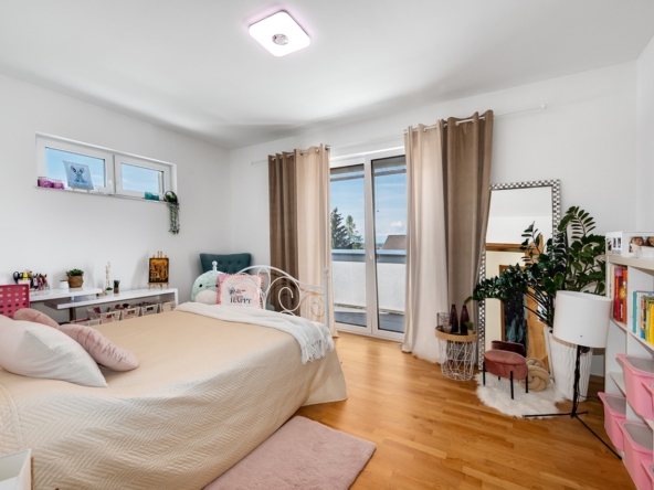 Zimmer 1 Groß